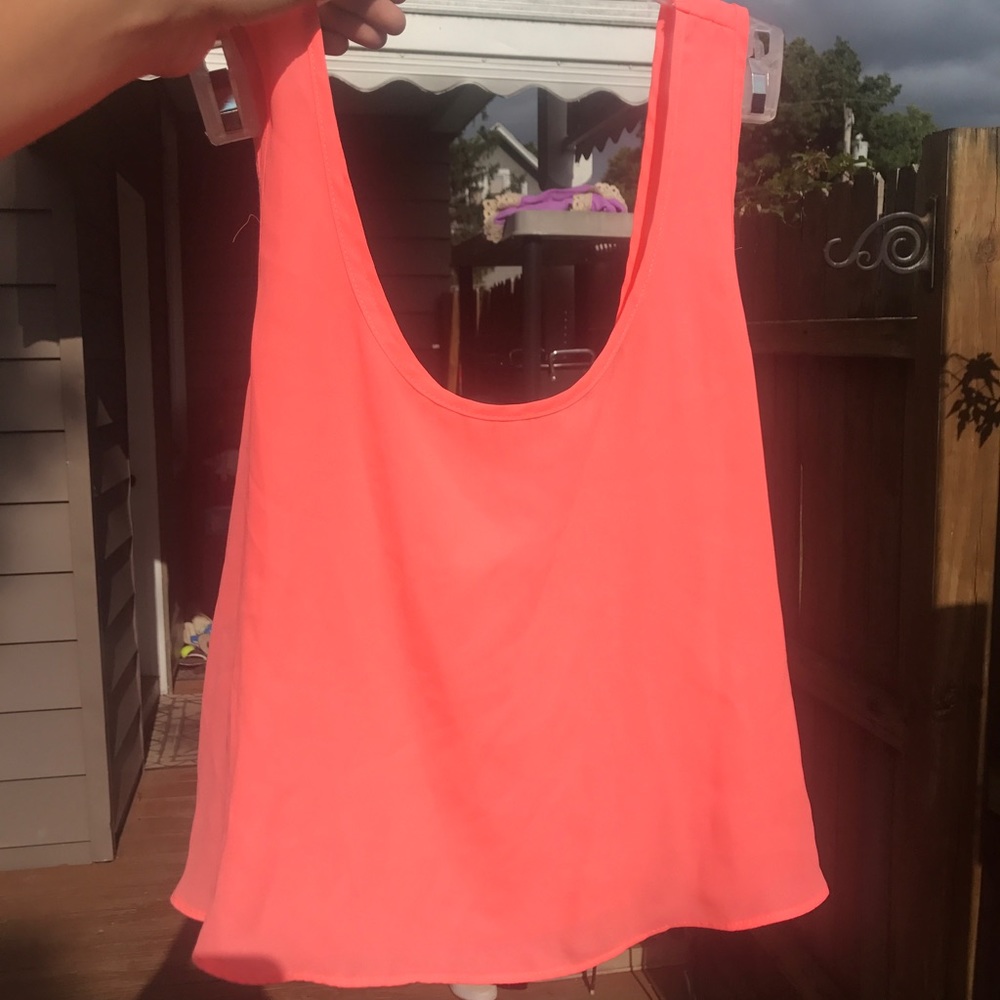 NWT Forever 21 Hot Pink Crop Top